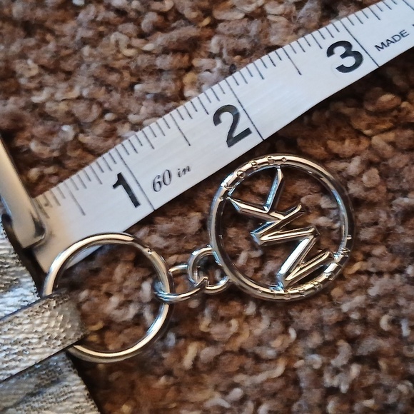 Micheal Kors silver monogram belted hip purse size S/M - Picture 14 of 15